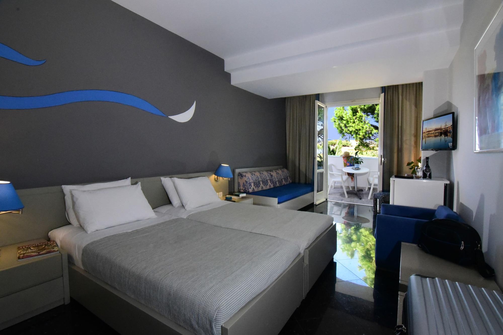 Mantenia Hotel Платанес Екстер'єр фото